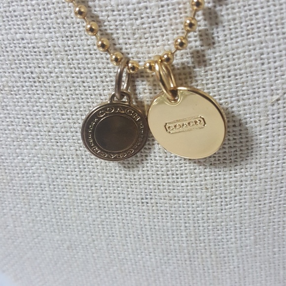 Coach Necklace with extra pendant - Picture 7 of 7